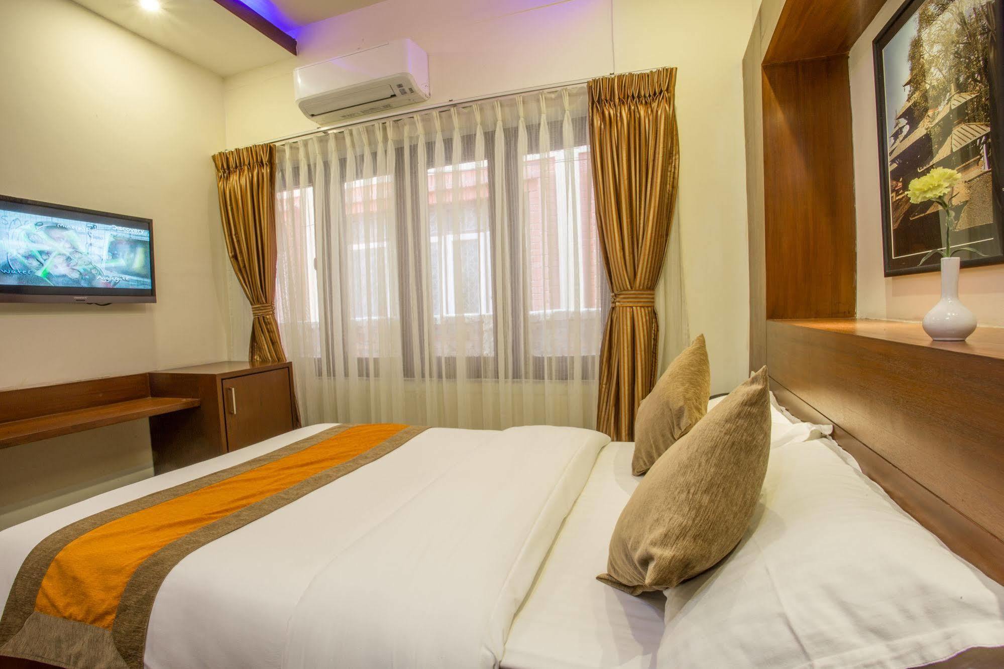 Aryatara Kathmandu Hotel Экстерьер фото